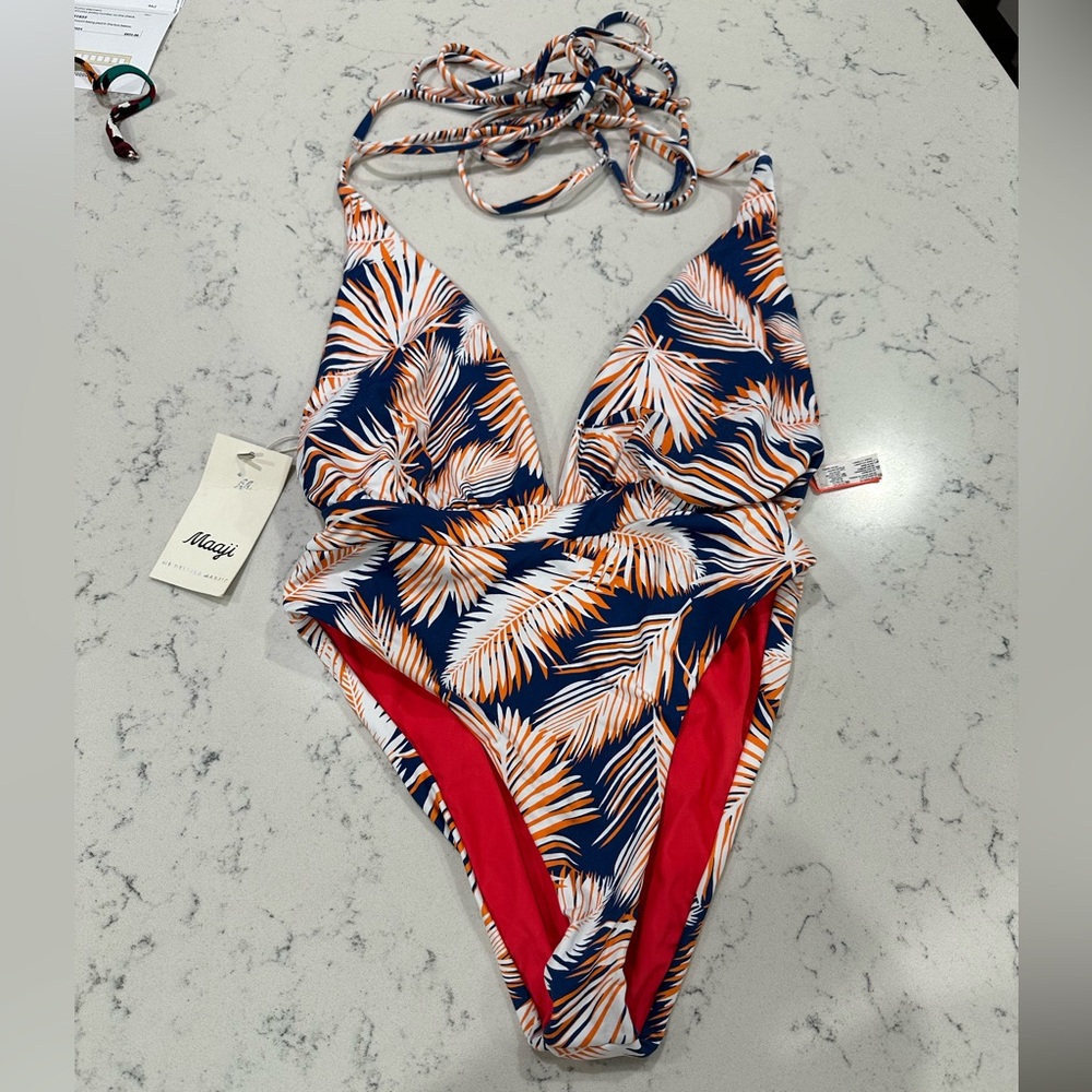 NWT MAAJI plunge bathing suit